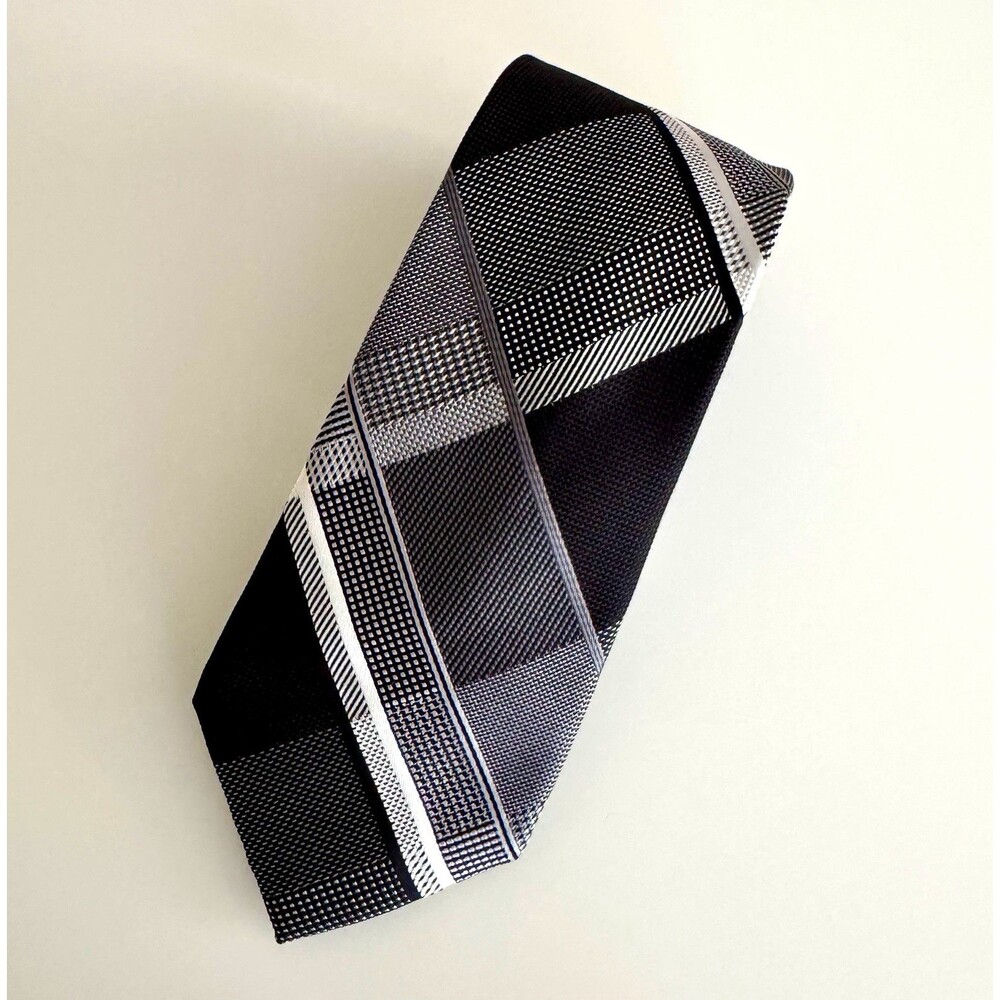 Michael Kors 100% Silk Tie Black Gray White Woven Geometric Plaid Stripe